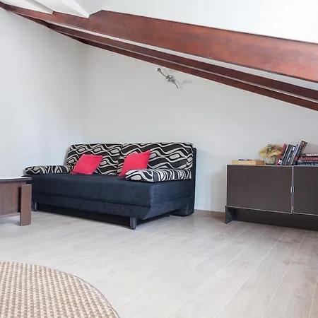 Apartment Buza