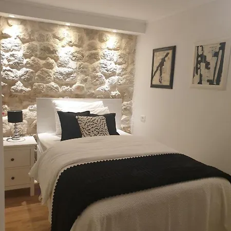 Apartment Buza *