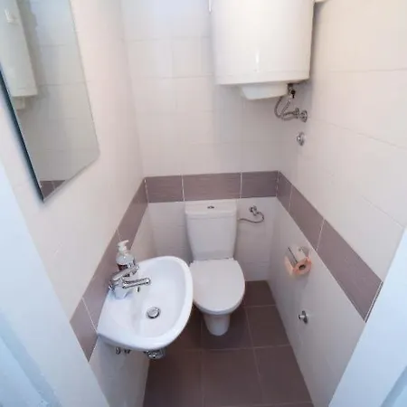 Apartment Buza *